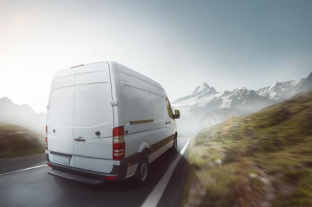 Quelles sont les &eacute;tapes d'une r&eacute;vision compl&egrave;te des vans &agrave; Gosn&eacute; ?